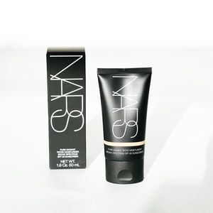NARS Radiant Tinted Moisturizer  SPF 30 // New